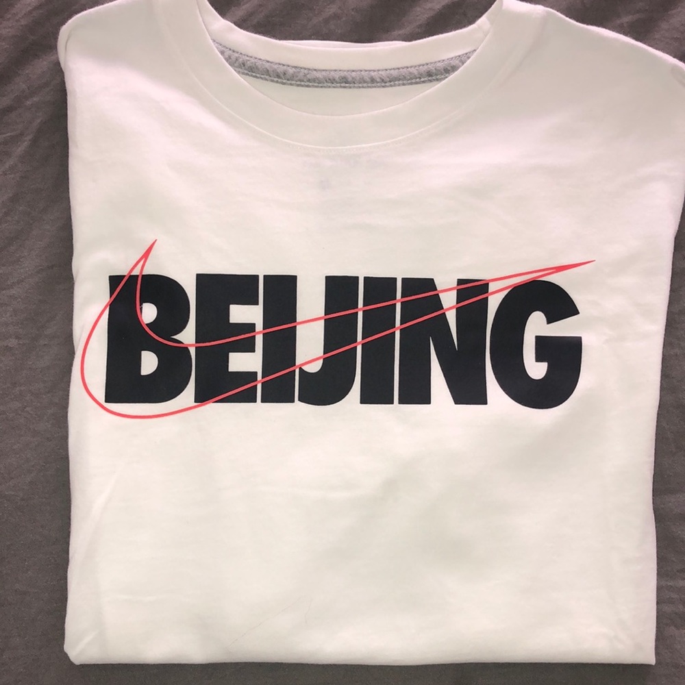 Nike tee